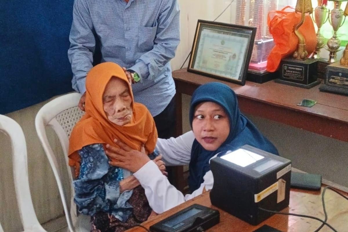 Di Usia 120 Tahun, Siti Khodijah dan Sepiring Daun Kelor