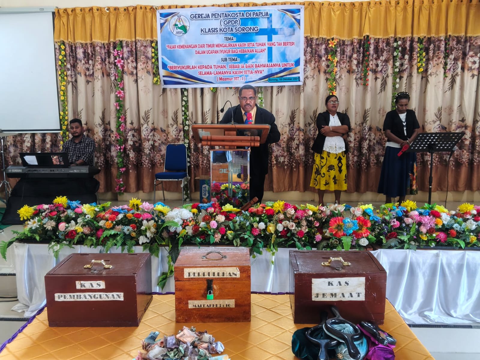 GPDP Klasis Kota Sorong Rayakan HUT ke-52